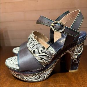 L'ATISTE Black and Gray Patterned Heels